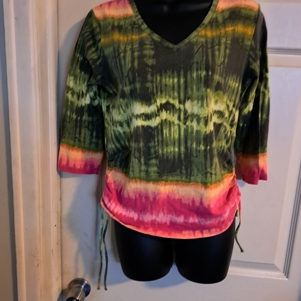 Caribbean Joe&company multicolored pullover size small A-46 5/$25